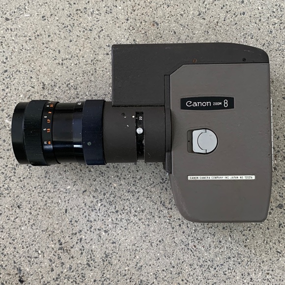 Canon Zoom 8 - Picture 1 of 3